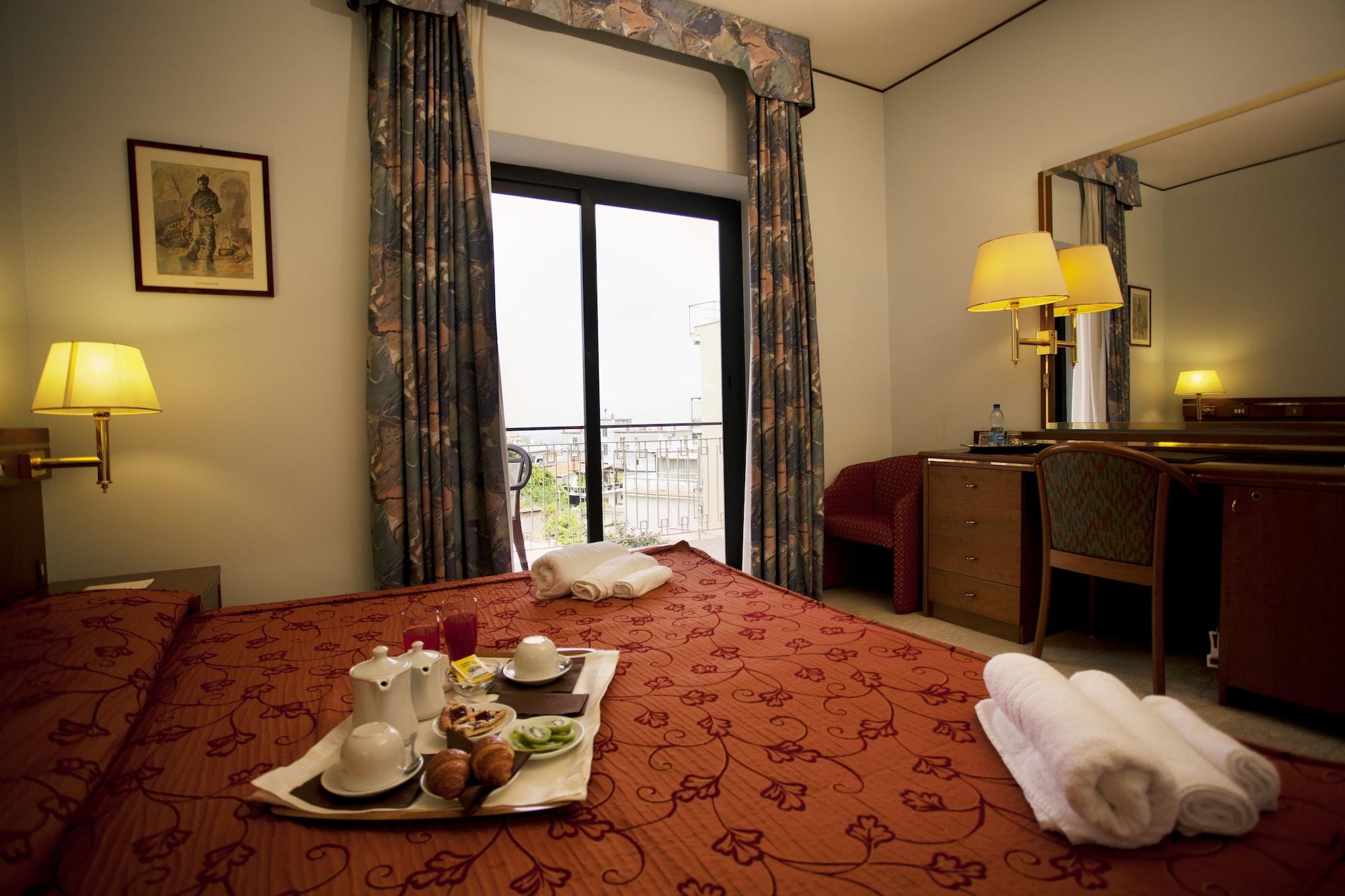 Augustus Hotel Ottaviano Ngoại thất bức ảnh